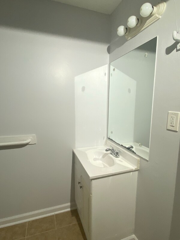 Building Photo - 1232 Creek Forest Ct NW