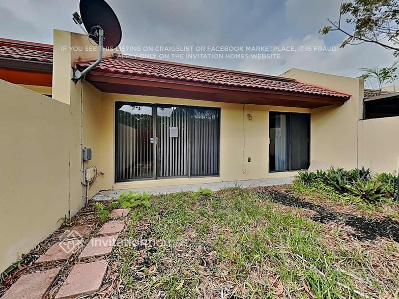 Building Photo - 11221 SW 117th Ct