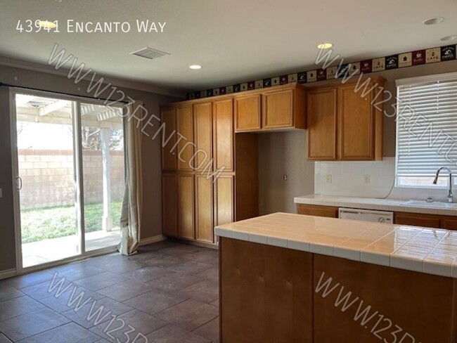 Building Photo - 4BD/ 2.5  HOUSE SINGLE STORY WEST LANCASTE...