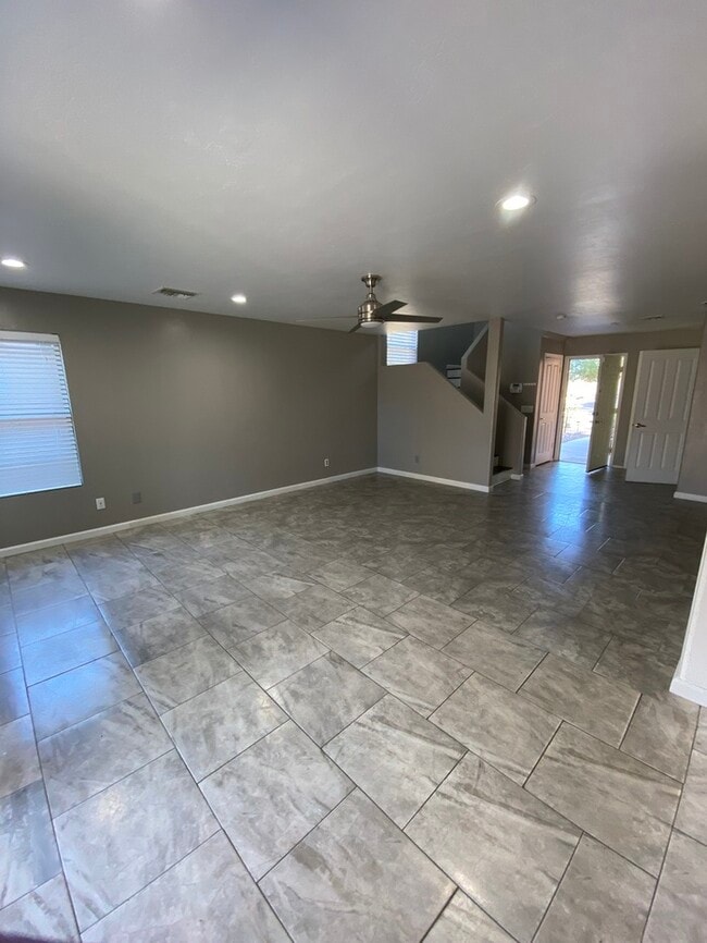 Building Photo - 6878 S Cottontail Run Ave
