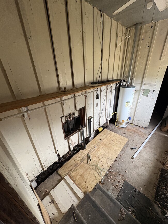 Building Photo - 1403 Eugene St