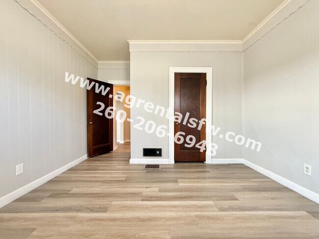 Building Photo - 3209 Fairfield Ave