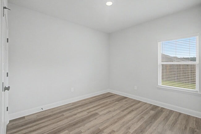 Building Photo - 13569 Sarus Dr