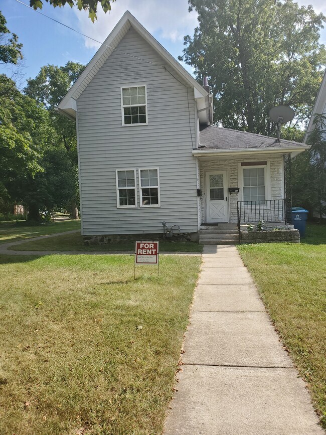 Primary Photo - 88 Wendell St