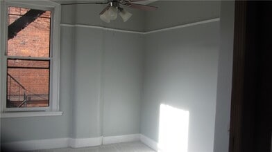 Building Photo - 775 Park Ave