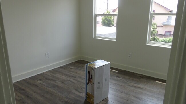 Building Photo - 4302 Normal Ave