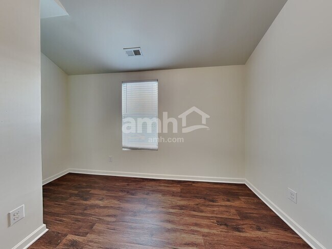 Building Photo - 4314 Tealeaf Dr