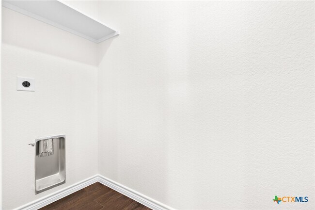 Building Photo - 5109 Rose Petal Ct