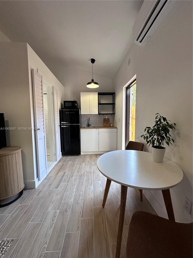 Building Photo - 52 NW 68th St