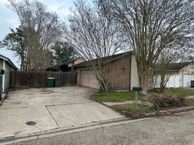 Building Photo - 114 Avant Garde Dr