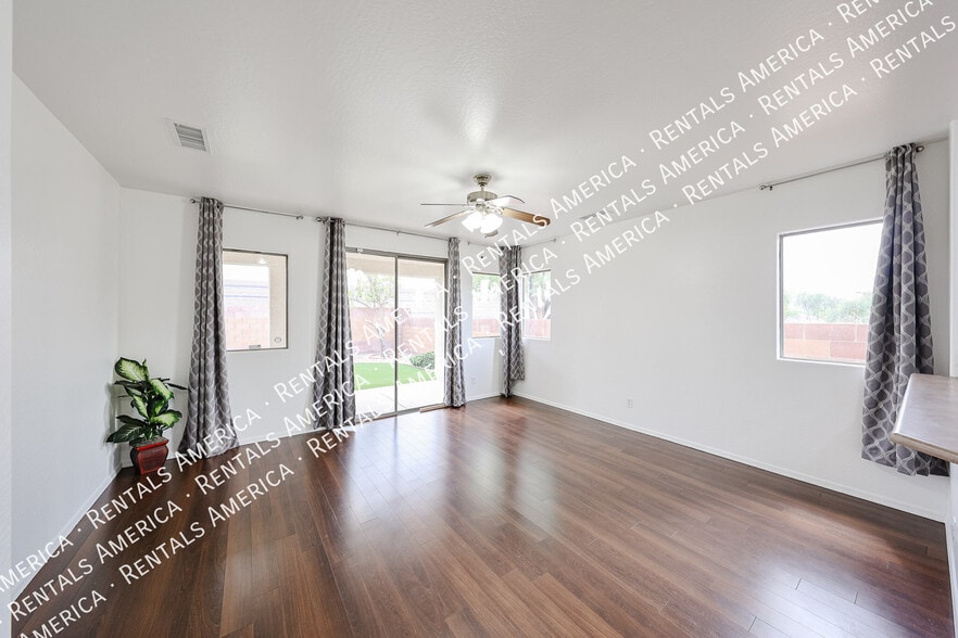 Building Photo - 17321 N 167th Dr