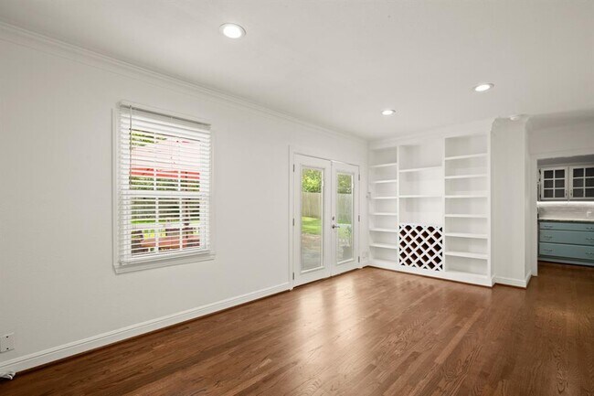 Building Photo - 5805 Bull Creek Rd