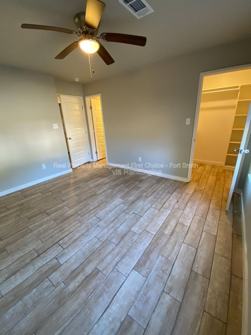 Building Photo - 1608 S P St