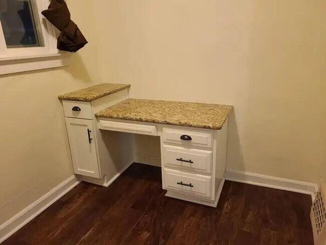 Building Photo - 299 E 2nd St