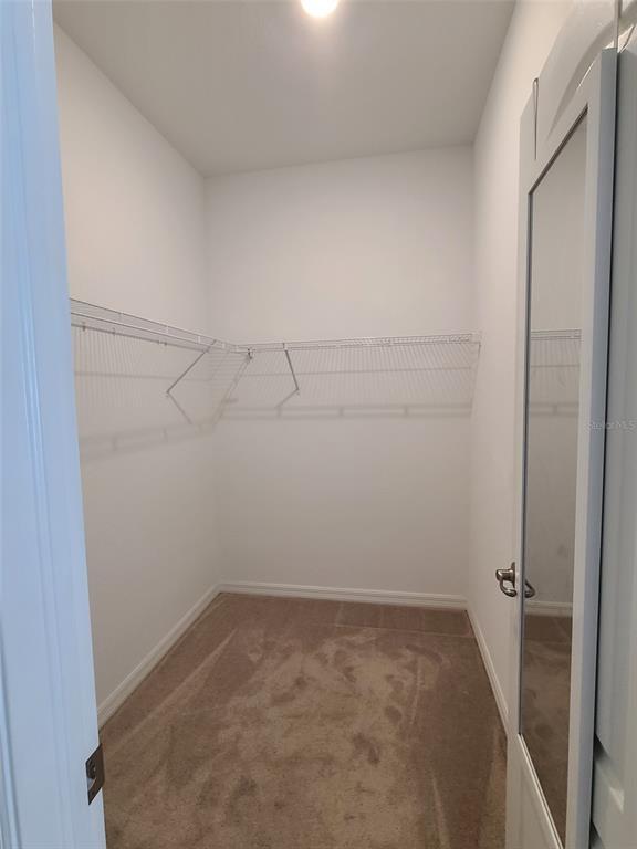 Building Photo - 19353 Nearpoint Dr