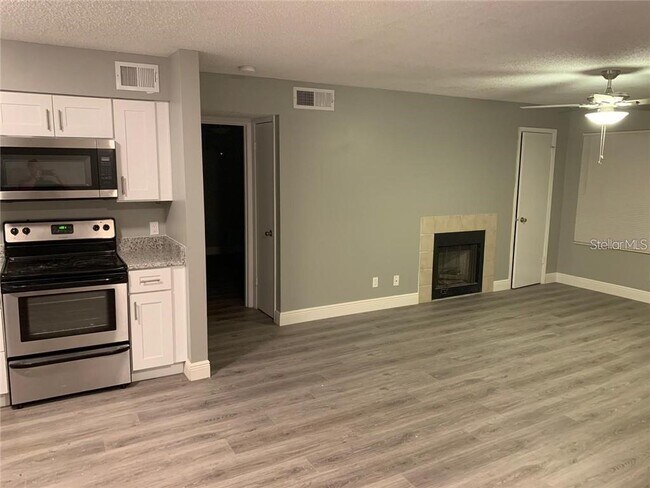 Building Photo - 430 Forestway Cir