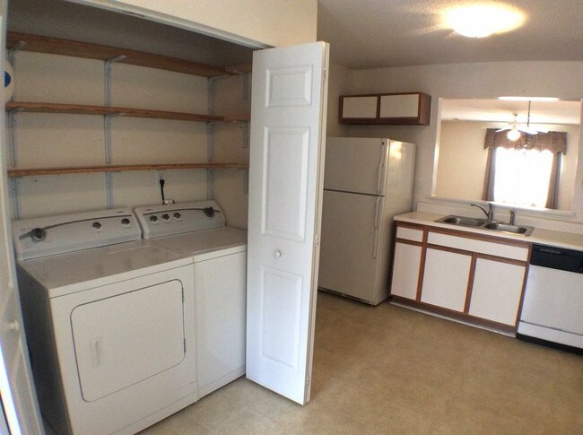 Building Photo - 122 Brushy Hollow Lane