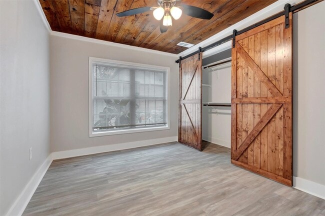 Building Photo - 618 Harvard St