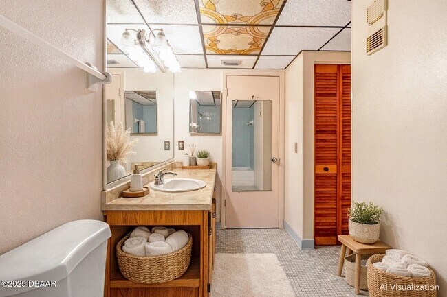 Building Photo - 100 Silver Beach Ave