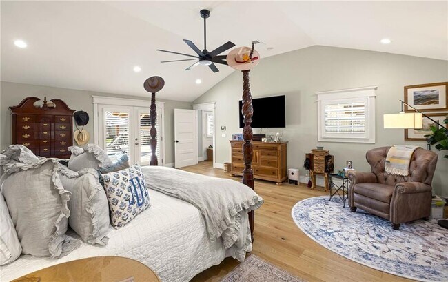 Building Photo - 8175 Main St