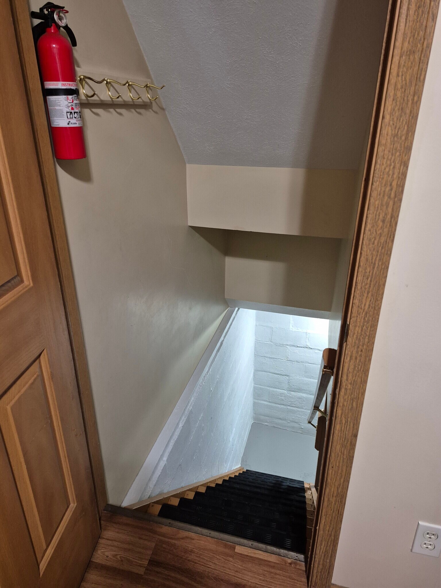 Building Photo - 1600 Tanner Ave SW