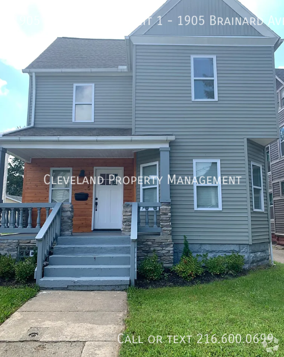 Building Photo - Fully Upgraded Cleveland Duplex