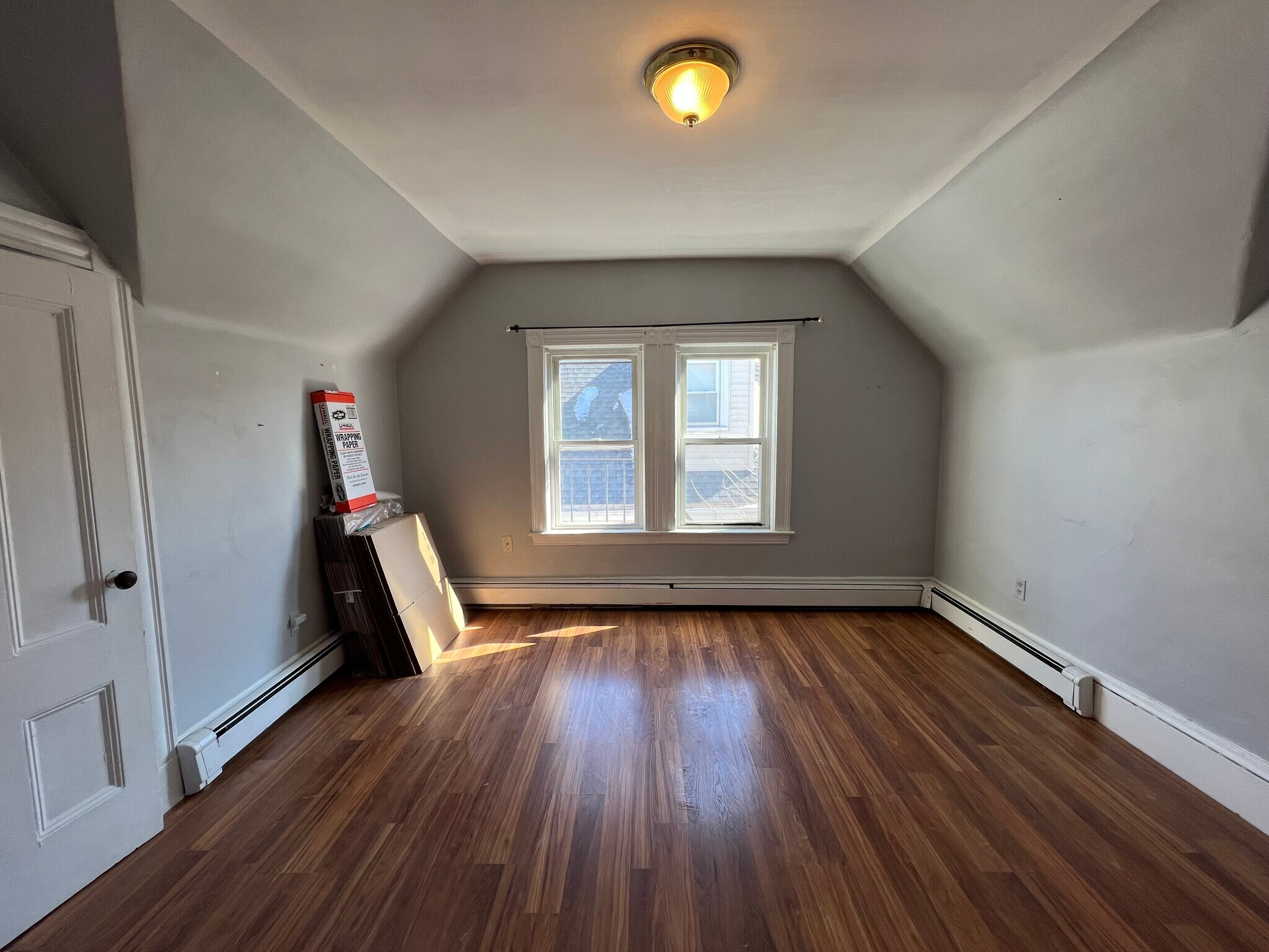 Building Photo - 45 Gardena St