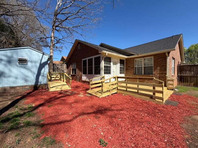 Building Photo - Exclusively Offered By Muse Realty Rentals, LLC