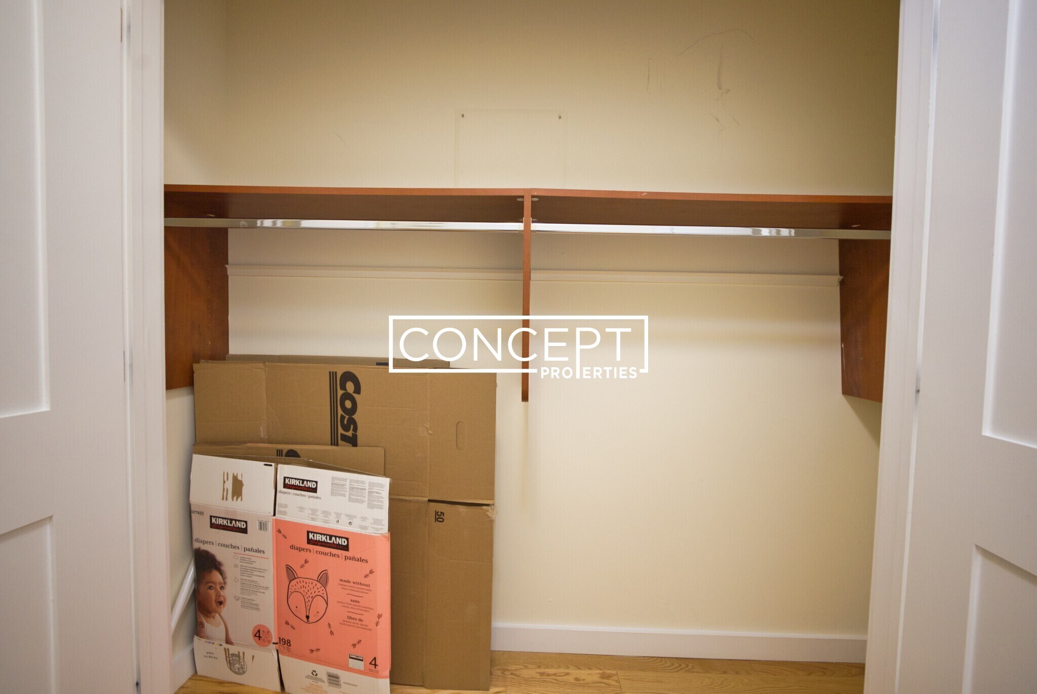 Building Photo - 5 Manor St