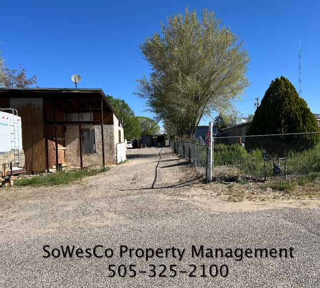 Building Photo - Beautiful Single Wide Near SunRay Casino