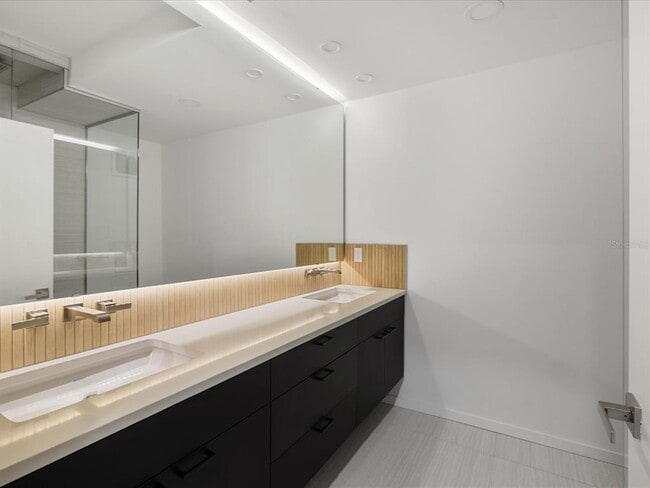 Building Photo - 50 Coe Rd