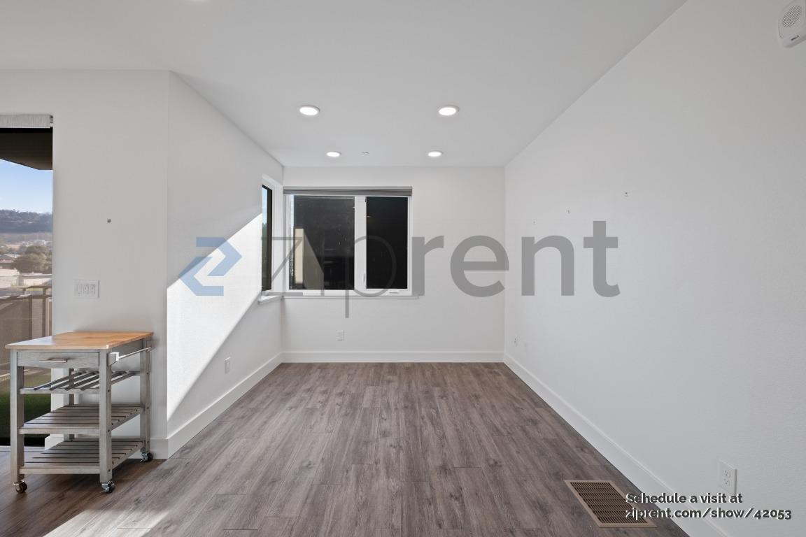 Building Photo - 10300 San Pablo Ave
