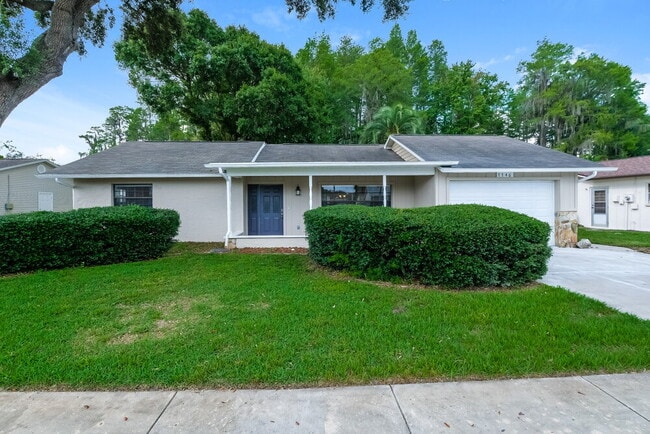 Building Photo - 7746 Deer Foot Dr