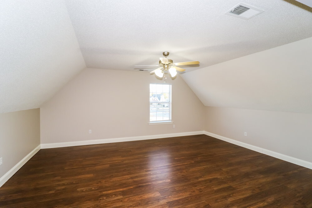 Building Photo - 145 Penny Ln