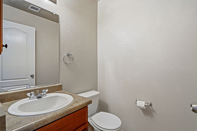Building Photo - 2300 Glitter Point