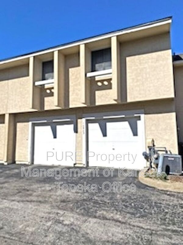 Building Photo - 10903 Gillette St