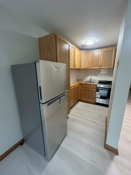 Building Photo - 4120 N California Ave