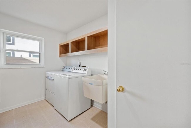 Building Photo - 4121 Crosswater Dr