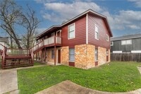 Building Photo - 802 Navidad, B