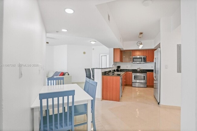 Building Photo - 16699 Collins Ave