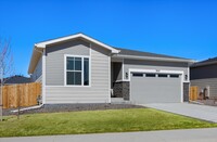 Building Photo - Gorgeous Ranch Home in The Oaks of Castle ...