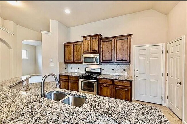 Building Photo - 2712 Santa Domingo Dr