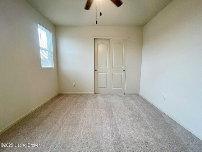Building Photo - 7617 Fair Ln