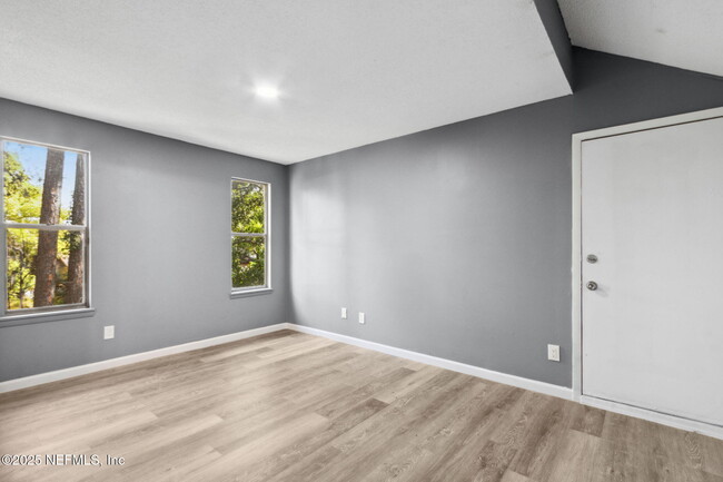 Building Photo - 5217 110th St