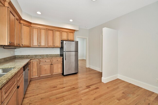 Building Photo - 22 High St