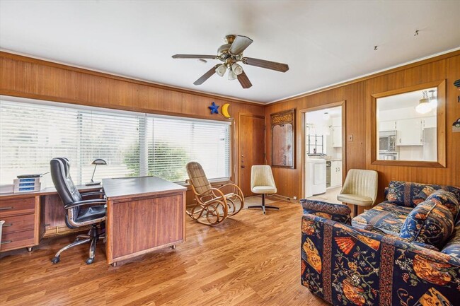 Building Photo - 3825 Gramercy St