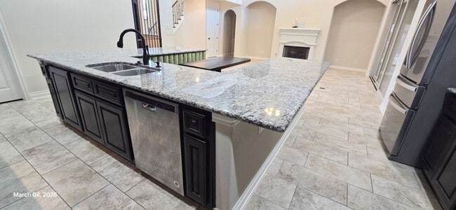 Building Photo - 127 Bridgewater