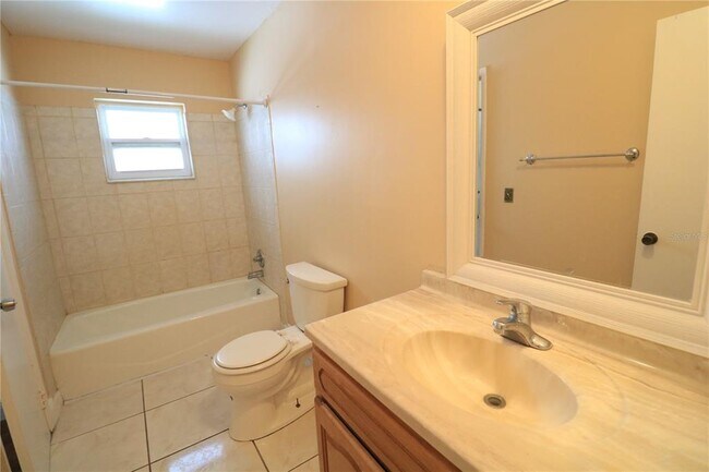 Building Photo - 10322 Manila Bay Dr