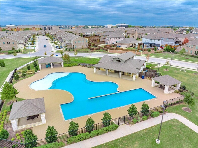 Building Photo - 8211 Agarito Way