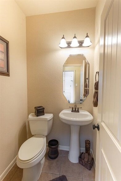 Building Photo - 18311 Red Oak Manor Ln